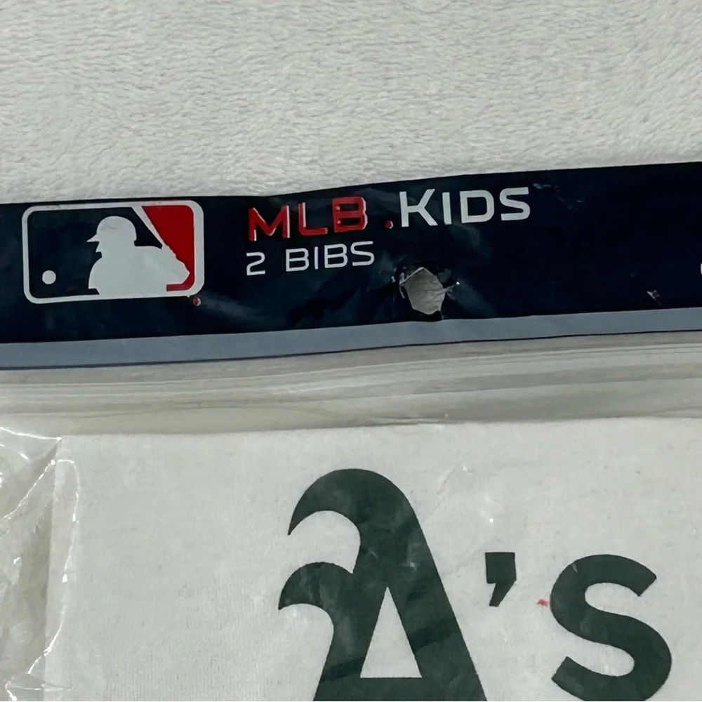 Oakland Athletics A’s MLB Kids Baseball 2 Infant Baby Team Bibs One Size
